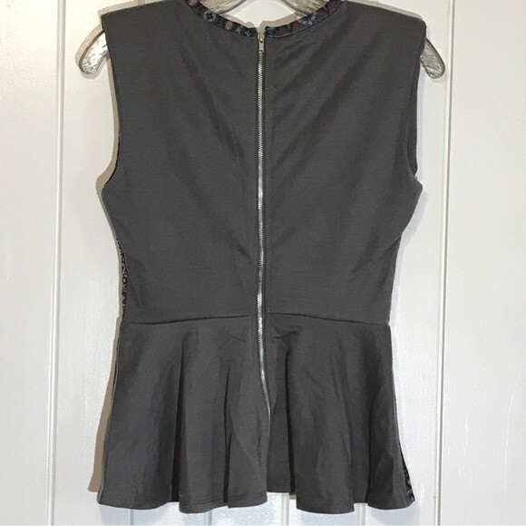 Ya Los Angeles Sleeveless Knit Peplum Top - Picture 5 of 8